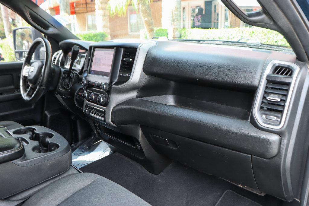 Used 2024 RAM 2500 Tradesman w/ Chrome Appearance Group AWD/4WD image 37