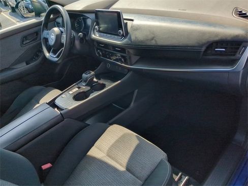 Used 2021 Nissan Rogue S image 12