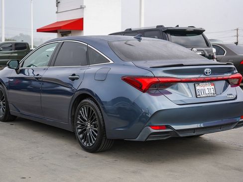 Used 2021 Toyota Avalon XSE w/ Carpet Mat Package (TMS) FWD image 7