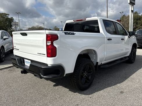 New 2026 Chevrolet Silverado 1500 Custom Trail Boss w/ Dark Appearance Package image 3