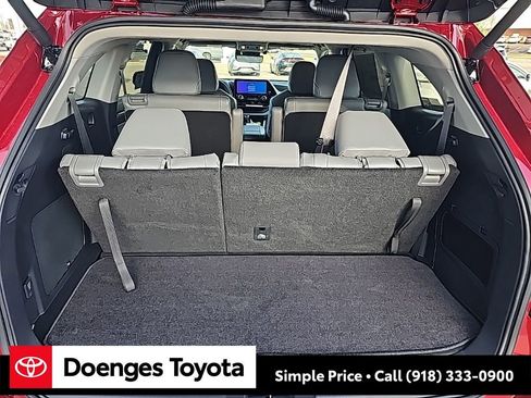 New 2026 Toyota Highlander Platinum image 20