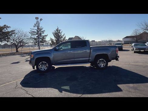 Used 2018 GMC Canyon SLT w/ Trailering Package image 28