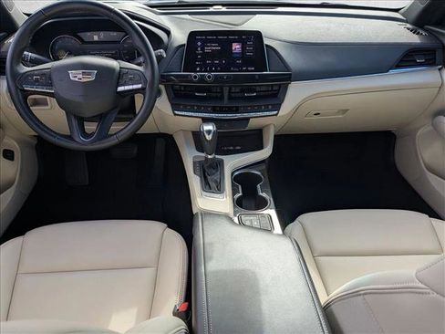 Used 2021 Cadillac CT4 Luxury w/ Sun And Sound Package RWD image 16
