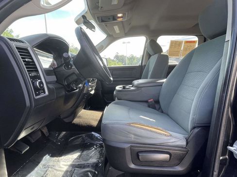 Used 2017 RAM 1500 Express w/ Black Ram 1500 Express Group RWD image 18