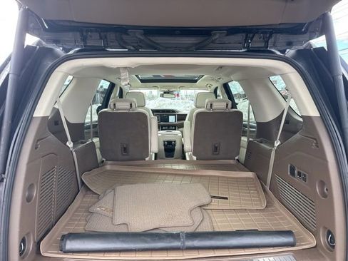 Used 2023 GMC Yukon Denali image 9