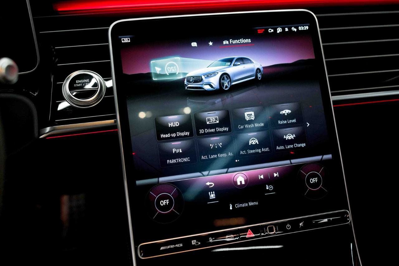 Used 2025 Mercedes-Benz S 63 AMG S image 63