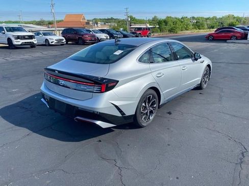 Used 2025 Hyundai Sonata SEL FWD image 5