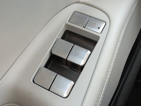 Certified 2025 Lincoln Navigator Reserve image 25