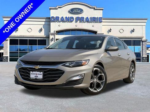 Used 2024 Chevrolet Malibu LT FWD image 1