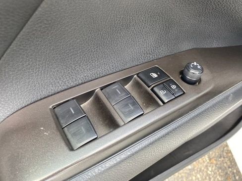 Used 2023 Toyota Camry SE FWD image 16