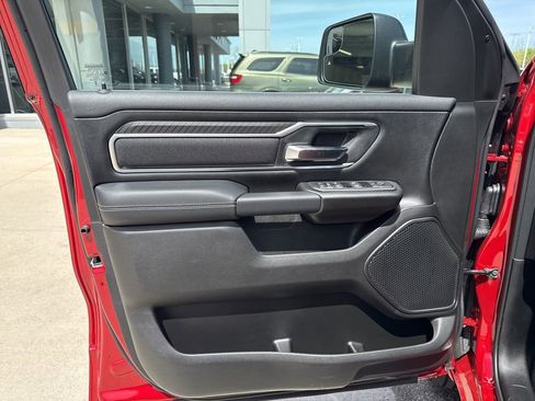 New 2026 RAM 1500 4x4 Crew Cab image 19