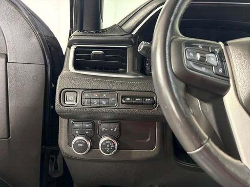 Used 2022 GMC Yukon Denali AWD/4WD image 13