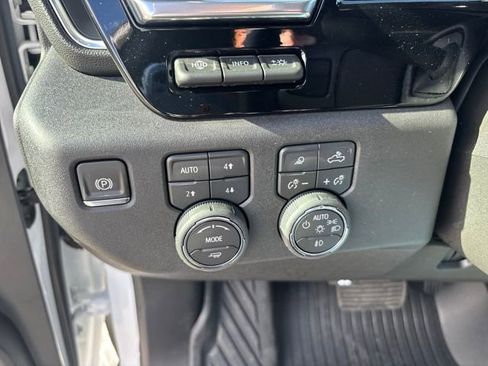 New 2026 Chevrolet Silverado 3500 LTZ w/ LTZ Plus Package image 17