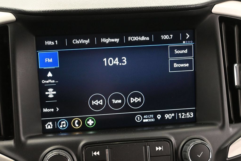 Used 2024 GMC Terrain SLT AWD/4WD image 28