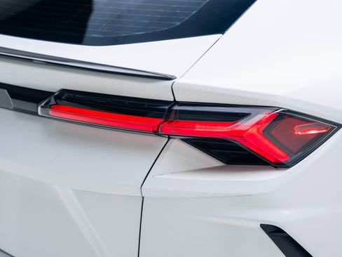 Used 2022 Lamborghini Urus image 28