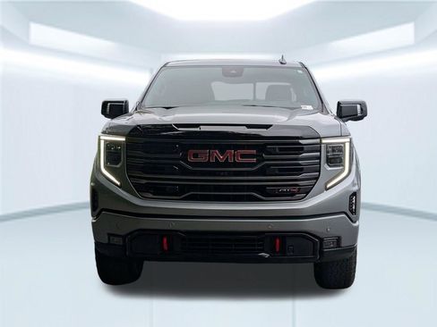 Used 2026 GMC Sierra 1500 AT4 w/ AT4 Premium Package AWD/4WD image 10