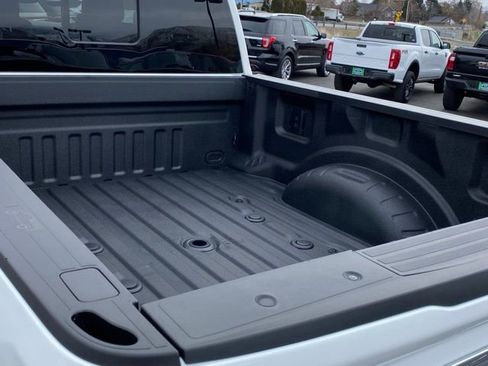 Used 2024 Ford F350 Platinum image 4