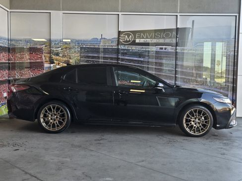 Certified 2024 Toyota Camry SE image 4