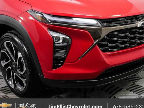 New 2026 Chevrolet Trax RS w/ Sunroof Package image 35