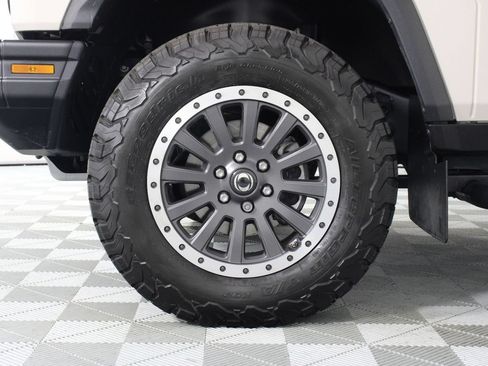 Used 2025 INEOS Grenadier AWD/4WD image 28