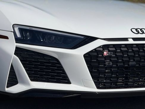 Used 2023 Audi R8 V10 performance RWD image 10