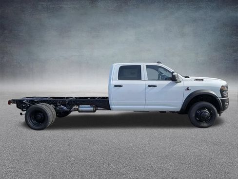 New 2026 RAM 5500 Tradesman AWD/4WD image 2