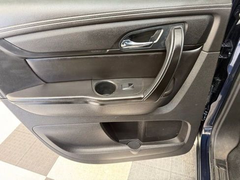 Used 2016 Chevrolet Traverse LT image 17