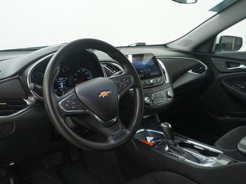 Used 2020 Chevrolet Malibu LT image 22