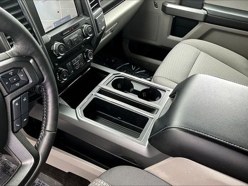 Used 2019 Ford F150 XLT w/ Equipment Group 302A Luxury AWD/4WD image 21