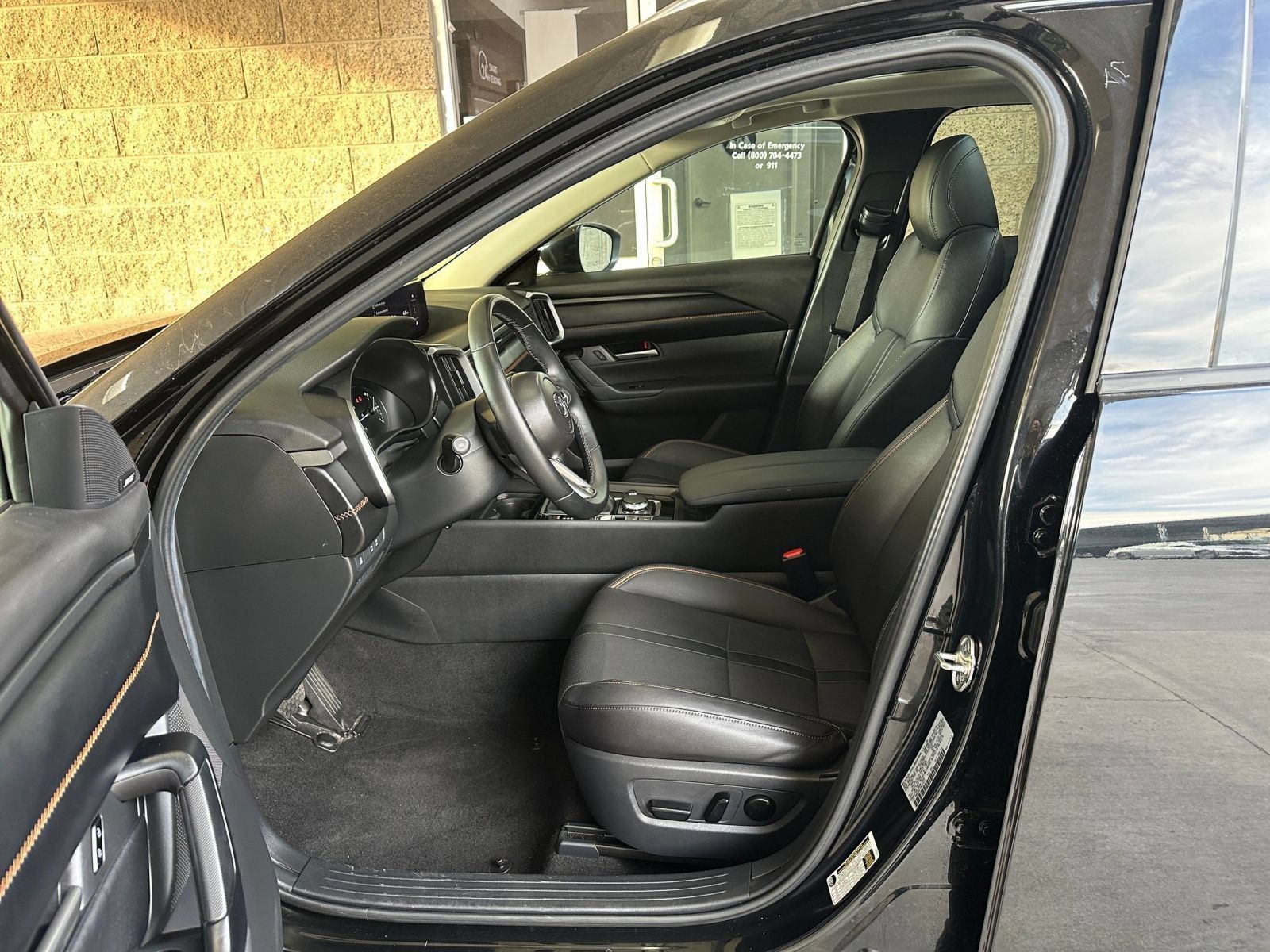 Used 2026 MAZDA CX-50 AWD 2.5 S w/ Premium Package image 27