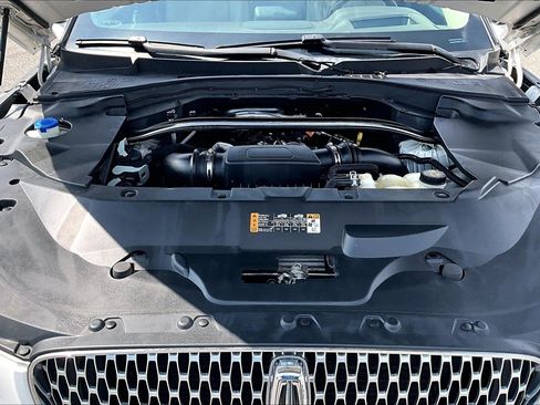 Used 2020 Lincoln Aviator Reserve w/ Equipment Group 202A AWD/4WD image 31