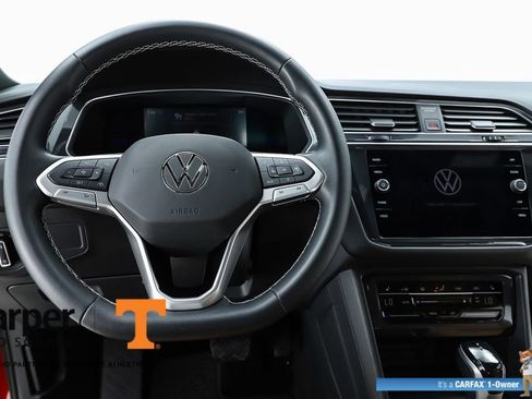 Used 2023 Volkswagen Tiguan SE AWD/4WD image 57