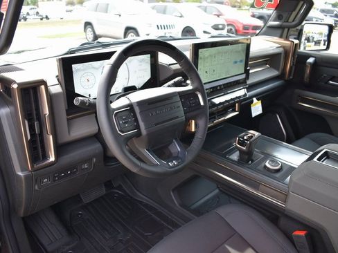 New 2025 GMC Hummer EV 2X image 10