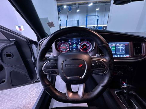 Used 2021 Dodge Charger Scat Pack RWD image 7