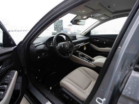 New 2025 Honda Accord EX-L image 8