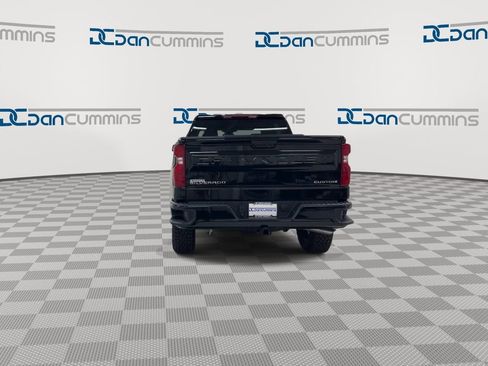 Used 2024 Chevrolet Silverado 1500 Custom Trail Boss AWD/4WD image 7