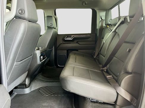 Used 2024 Chevrolet Silverado 2500 LTZ w/ LTZ Premium Package image 25