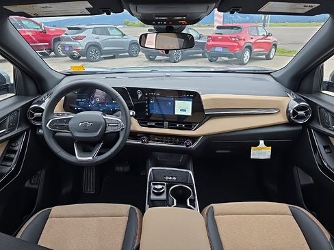 New 2026 Chevrolet Equinox ACTIV w/ Convenience Package III image 17