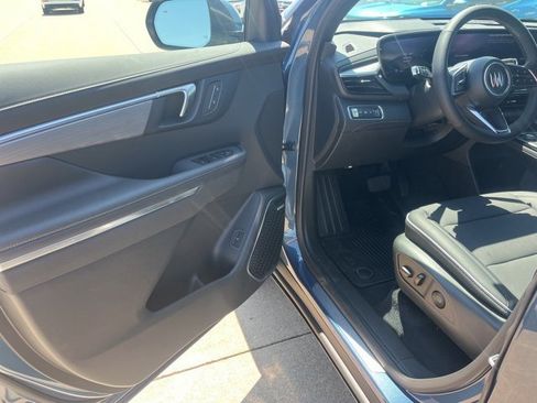 New 2026 Buick Enclave Preferred w/ LPO, All-Weather Package image 9