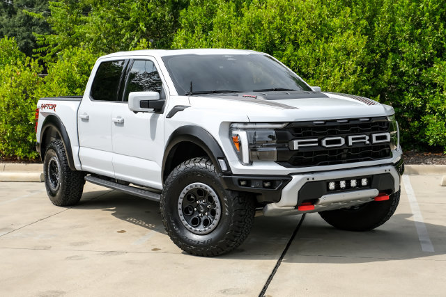 Used 2025 Ford F150 Raptor AWD/4WD image 6