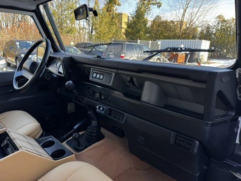 Used 1995 Land Rover Defender 90 image 42