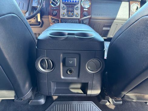 Used 2016 Ford F250 Lariat w/ Lariat Ultimate Package image 25