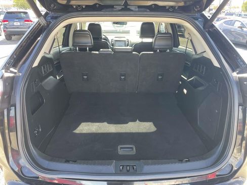 Certified 2020 Ford Edge Titanium w/ Equipment Group 301A image 23
