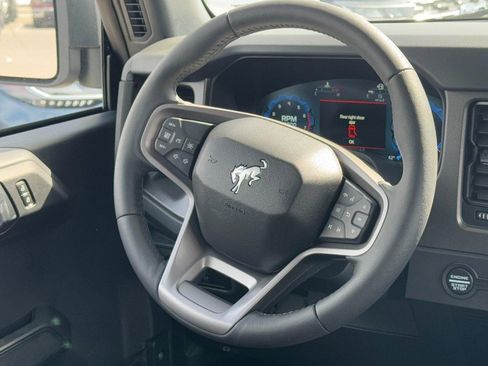 New 2026 Ford Bronco Badlands image 7