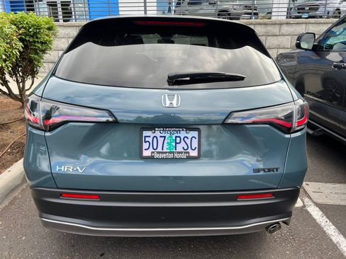 Used 2024 Honda HR-V Sport image 5