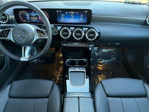 Certified 2025 Mercedes-Benz CLA 250 image 17