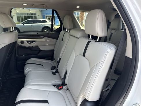 New 2026 Honda Pilot Touring image 23