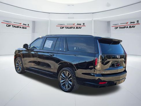 Used 2021 Cadillac Escalade ESV Sport w/ Driver Assist Tech Package AWD/4WD image 4