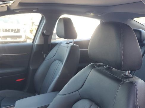 Used 2022 Hyundai Sonata Limited image 14