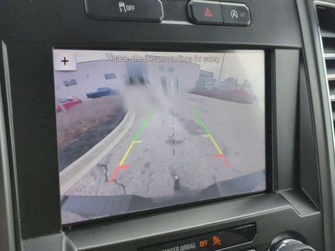 Used 2019 Ford F150 XLT image 29